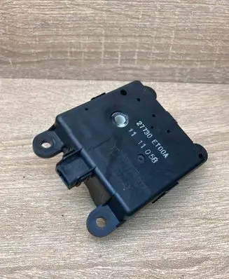 Nissan Qashqai Air flap motor/actuator 27730ET00A 111105B