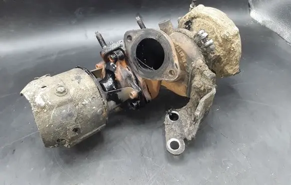 Land Rover Discovery 4 - LR4 Turbo 7784015010S RK905725I GI14