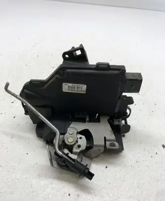 Audi A4 S4 B6 8E 8H Rear door lock 8E0839016C