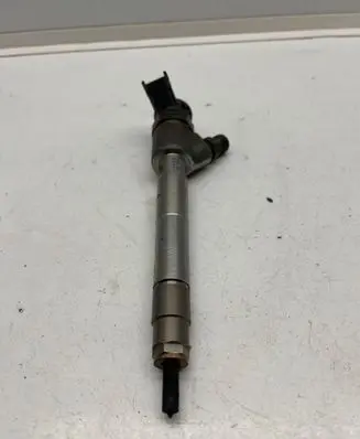 Peugeot 5008 II Fuel injector 0445110749 9820403480