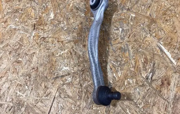 Porsche Cayenne (9Y0 9Y3) Rear suspension height sensor lever 958407509b 4m0407509b