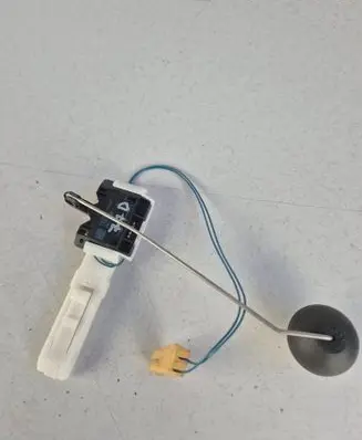 Audi Q7 4L Fuel level sensor A2C53110637 7l8919673a