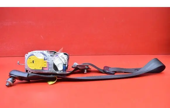 Hyundai i30 Front seatbelt 888202L700WK