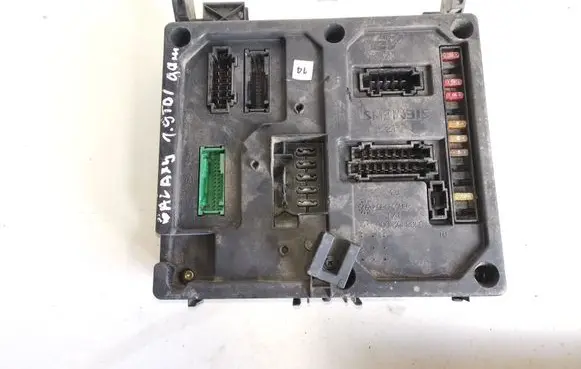 Volkswagen Sharan Fuse module 7M0962258F