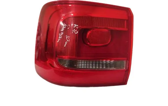 Volkswagen Touran II Rear/tail lights