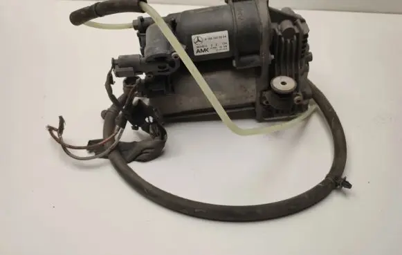 Mercedes-Benz GL X166 Air suspension compressor/pump A1663200204