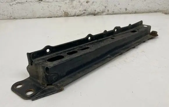 Toyota Prius+ (ZVW40) Side radiator support slam panel 