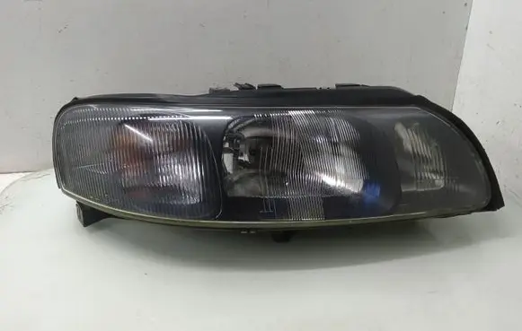 Volvo S60 Headlight/headlamp 89007860