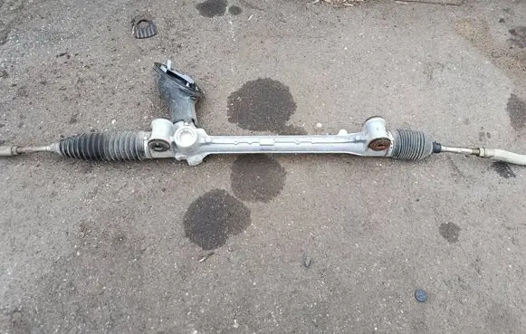 Toyota Yaris Steering rack