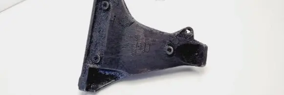 Audi A4 S4 B5 8D Engine mounting bracket 8D0199308F