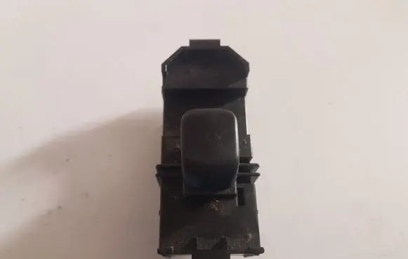 Toyota Prius (XW20) Electric window control switch EP262430P 0J5117