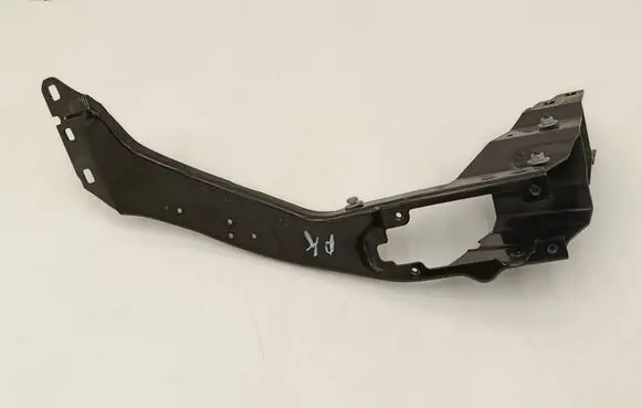 BMW 2 F46 Headlight/headlamp mounting bracket 7426633 185631 33509