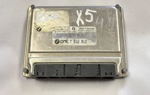 BMW X5 E53 Engine ECU kit and lock set 7512912 0261207106