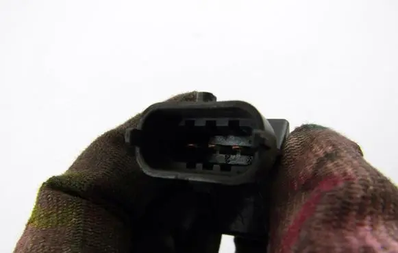 Nissan Almera N16 Air pressure sensor