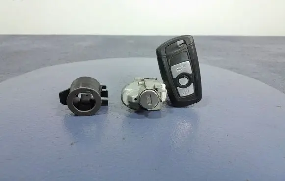 BMW 7 F01 F02 F03 F04 Ignition lock 9254890