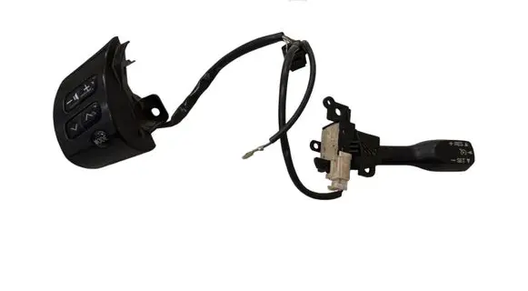 Toyota RAV 4 (XA20) Steering wheel buttons/switches 