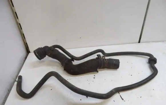 Volkswagen Polo Engine coolant pipe/hose