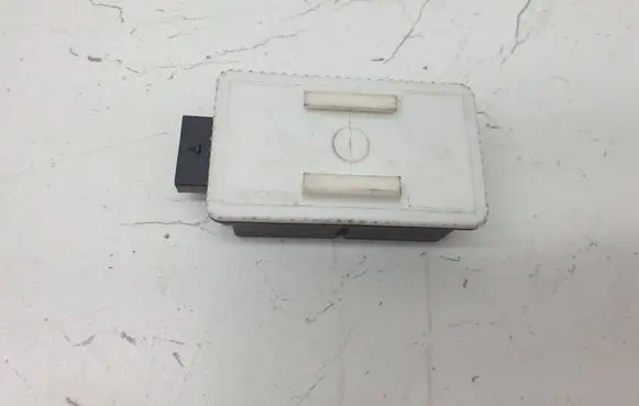 Tesla Model S Tire pressure control unit 100527500 1005275 100527500A
