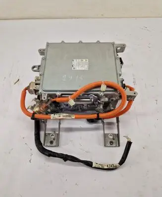 Mitsubishi Outlander Voltage converter inverter W005T70271