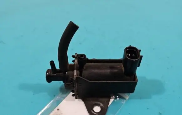 Toyota Avensis T250 Turbo solenoid valve 25819-27050 IMPRK1382287