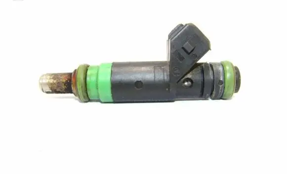 Ford Fiesta Fuel injector 98MFBB