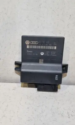Audi A6 S6 C6 4F Gateway control module 4L0907468