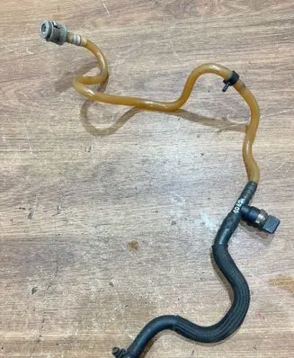BMW 5 E60 E61 Fuel line pipe 7789305