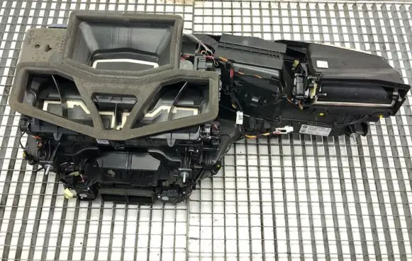 BMW 5 G30 G31 G38 Heater blower radiator 6997030