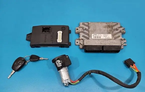 Dacia Logan I Engine control unit/module ECU S110140011A IMPRK1577554