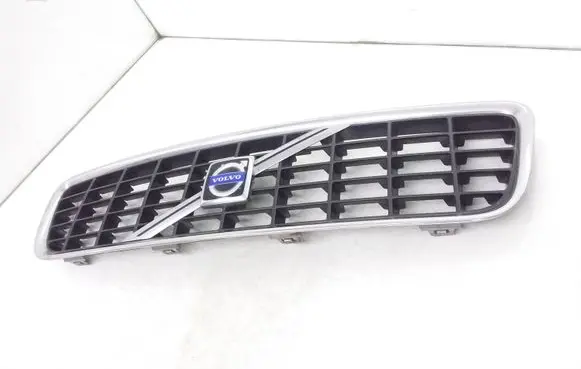 Volvo S80 Front bumper upper radiator grill 8659947