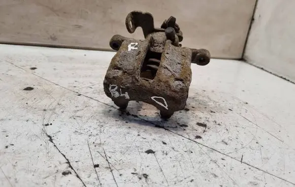 Audi 80 90 S2 B4 Rear brake caliper