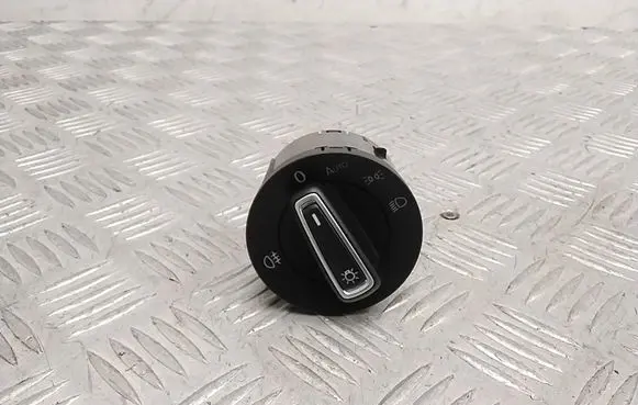 Volkswagen Golf VII Light switch 5G0941431BE