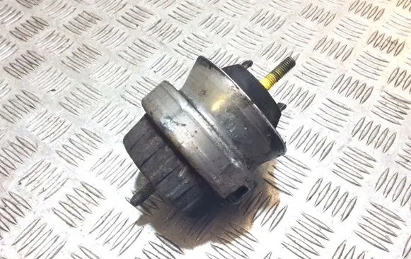 Audi A6 S6 C6 4F Engine mount bracket 4F0199382AS