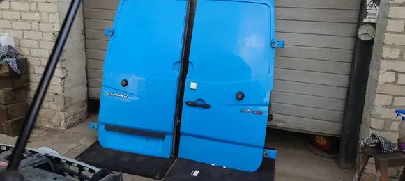 Mercedes-Benz Sprinter W906 Back/rear loading door 