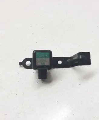 Lexus RX 330 - 350 - 400H Airbag deployment crash/impact sensor G484948020 1876005920