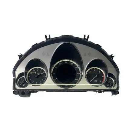 Mercedes-Benz E W212 Speedometer (instrument cluster) A2129004313 A2C33062000