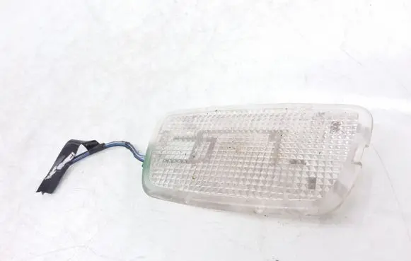 Volvo XC70 Rear seat light 23045