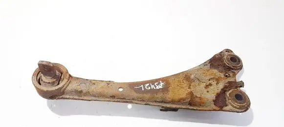 Toyota Avensis T270 Rear upper control arm/wishbone