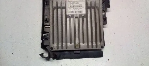 Renault Megane II Engine control unit/module 8200911560