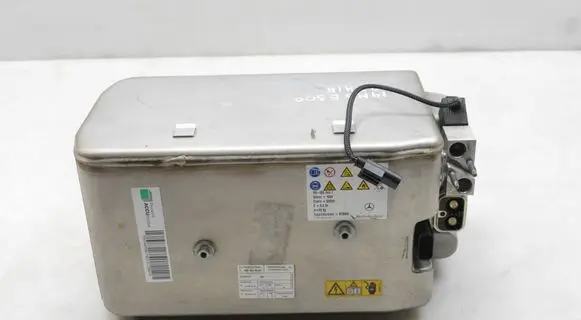 Mercedes-Benz E W212 Hybrid / electric car battery 2129027206
