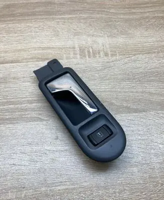 Volkswagen PASSAT B5 Front door interior handle 3B1837114 1J0959855