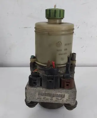 Skoda Fabia Mk1 (6Y) Power steering pump 6Q0423155S