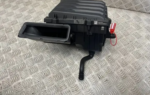 Audi SQ2 GA Air filter box