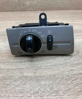 Mercedes-Benz E W211 Light switch 2115450304 04056023