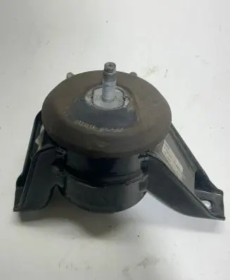 KIA Sorento Engine mount bracket 21810C5200 1804110375