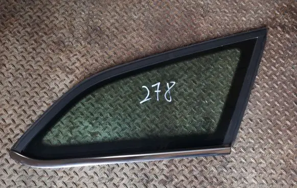 Ford Focus Rear side window
