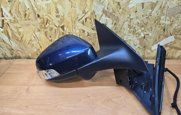 Front door electric wing mirror