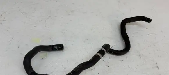 Engine coolant pipe/hose