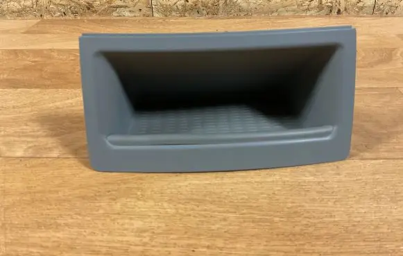 BMW 5 E60 E61 Glove box 7066359 3142100B0 S4159S