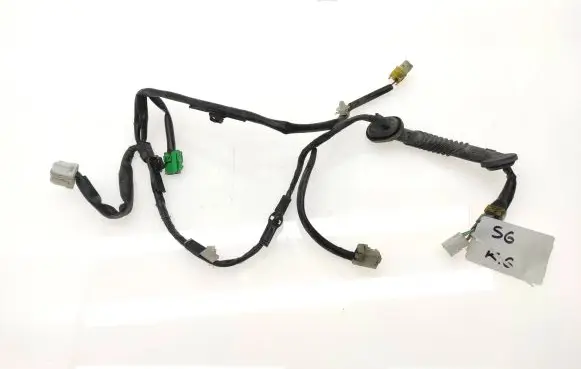 Subaru Forester SG Rear door wiring loom 81822SA100 040253 4615